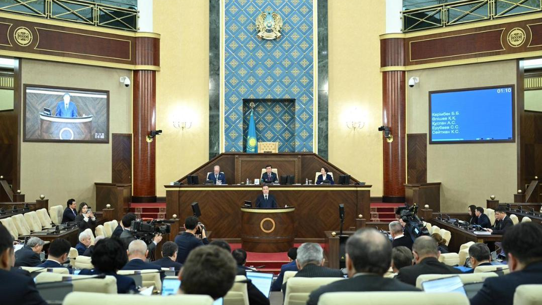 Два законопроекта в сфере транспорта и авиации одобрены Мажилисом в первом чтении