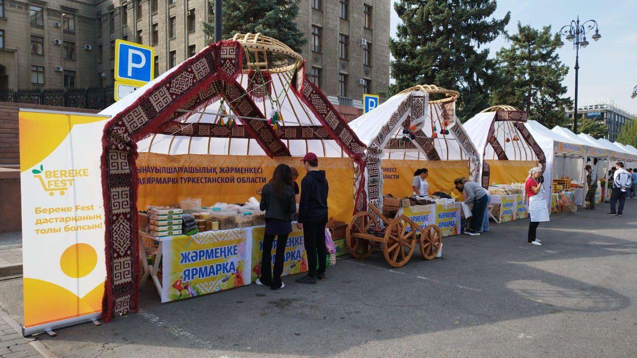 Миллион жителей и гостей города посетили ярмарки выходного дня в Алматы  