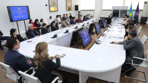 В КазНУ состоялся круглый стол в поддержку референдума 