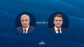 Макрон позвонил Токаеву и поздравил с успешным проведением референдума