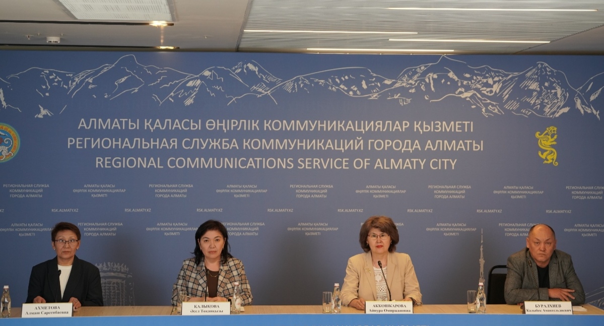 Клещи проснулись раньше: в Алматы зафиксировали рост обращений после укусов