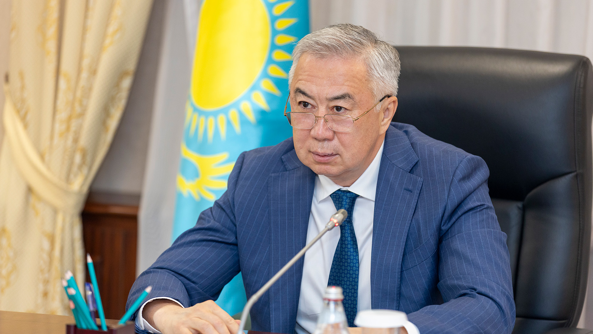 В Казахстане запустят сервис уплаты налогов на фонд оплаты труда в один клик
