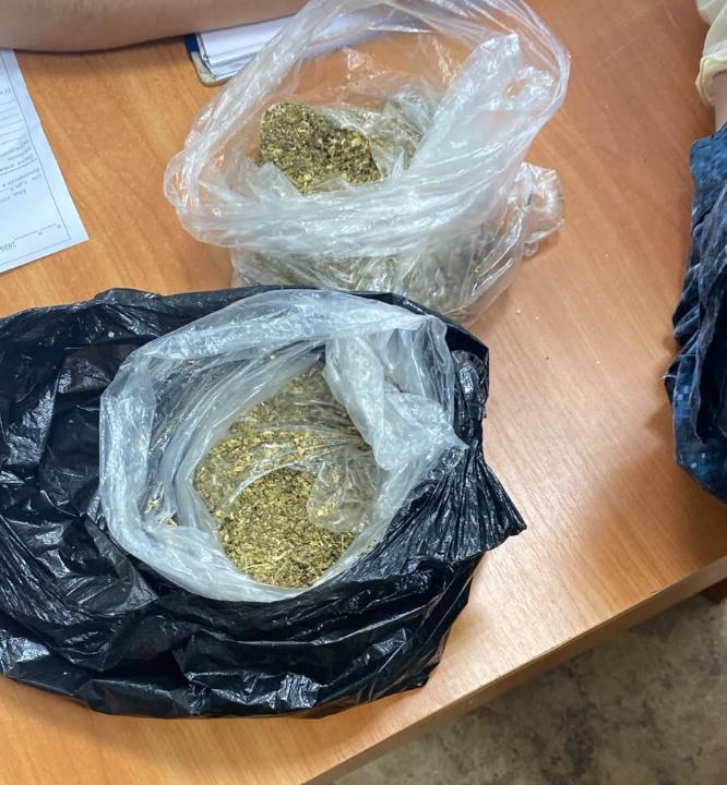 В Уральске при досмотре посылок в учреждении УИС обнаружено запрещенное вещество
