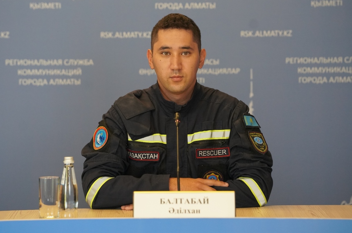 Спасатели призвали алматинцев следить за погодой перед походом в горы