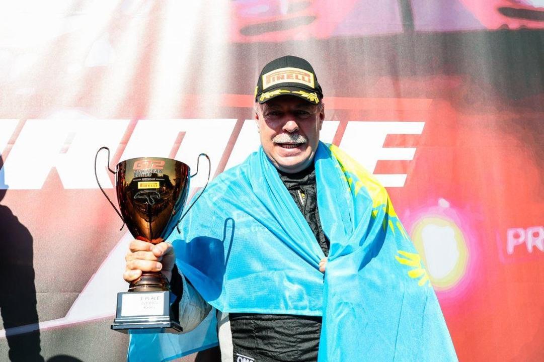 Казахстанская команда ArtLine Khazakhstan завоевала первую победу в GT2 European Series