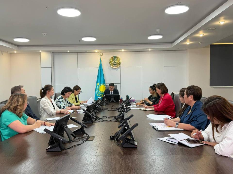 В Казахстане внедряют новую модель поддержки детей и семей на базе районных больниц