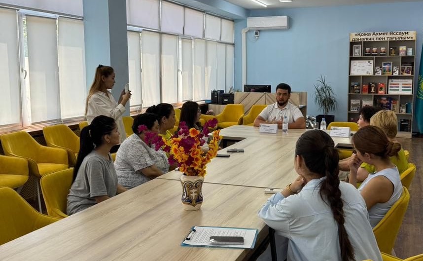 «Манипуляции, изоляция, вербовка: в Алматы раскрыли признаки деструктивных религиозных течений»