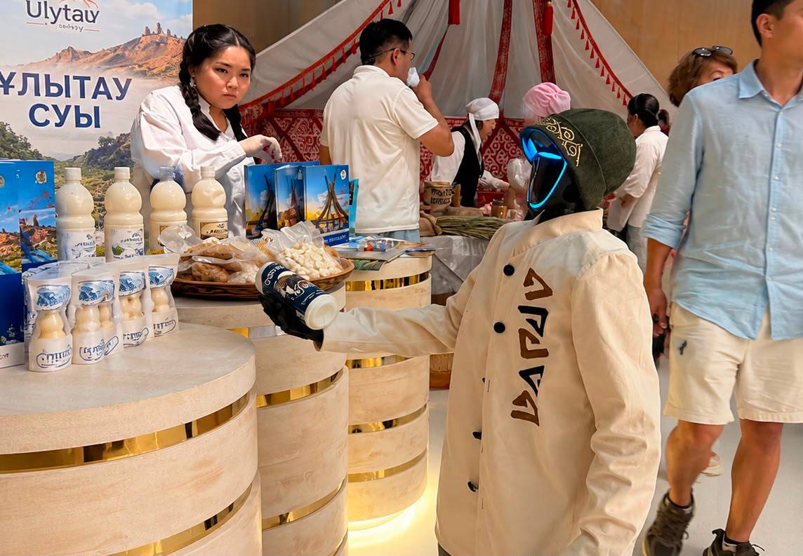 Креаторы области Ұлытау продали продукцию на 6 млн тенге на ярмарке в Астане