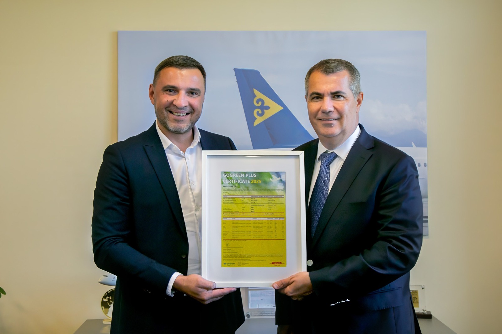 Air Astana первой в Казахстане получила сертификат DHL GoGreen Plus