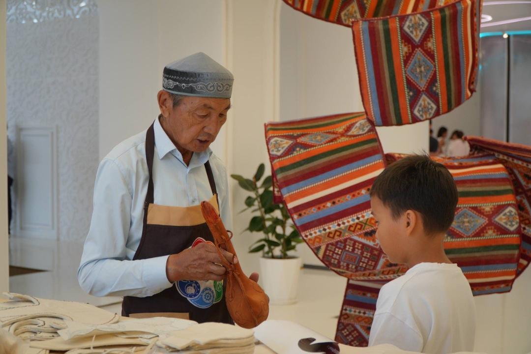 В Астане открыли Школу национального ремесла
