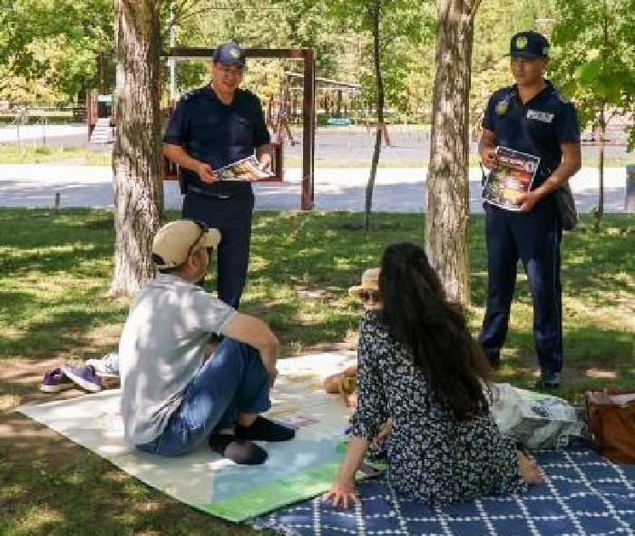 В столичных парках проходят профилактические рейды