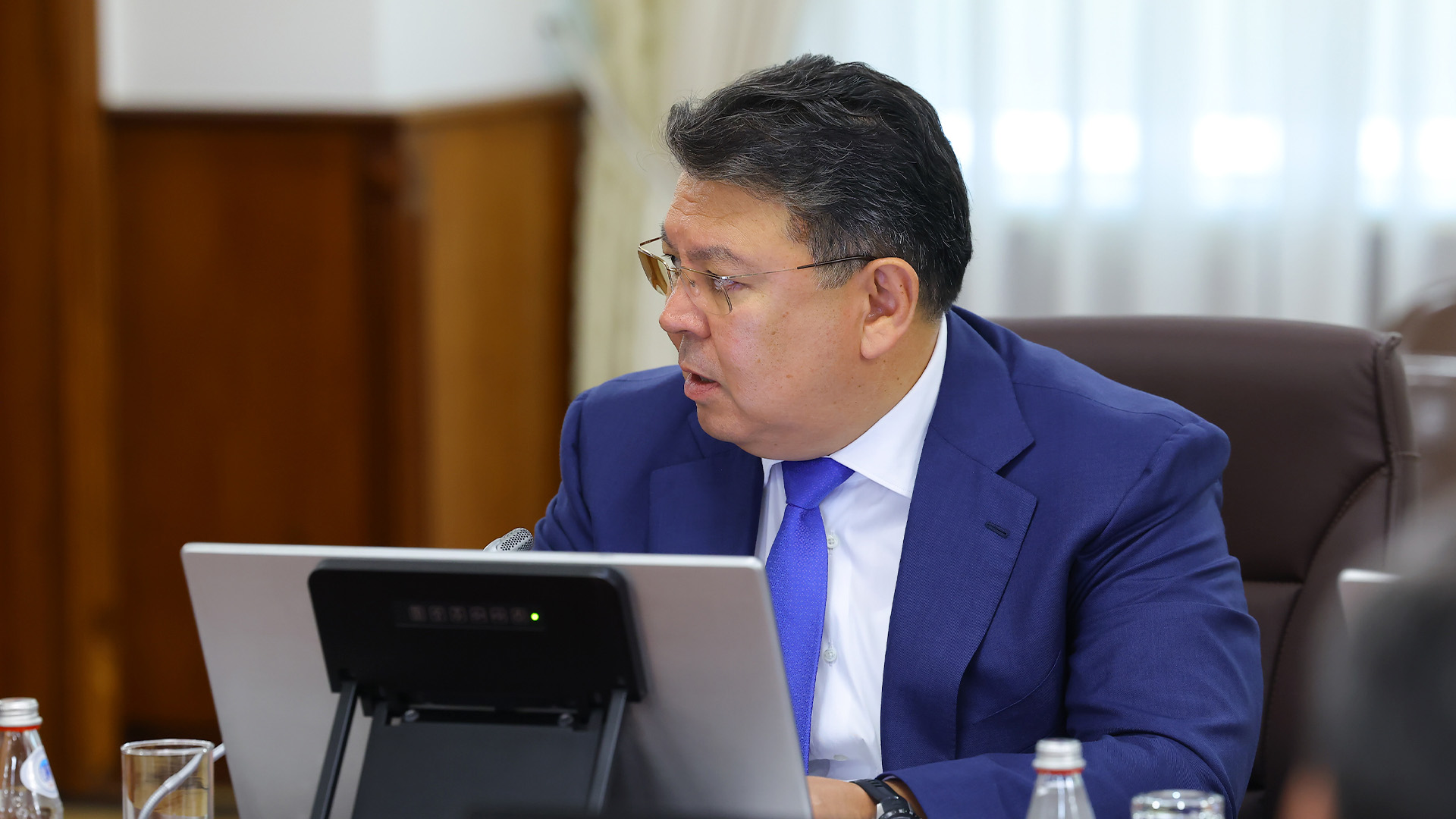 Канат Бозумбаев: оснащение регионов приборами учета и интеграцию единых расчетных центров необходимо ускорить в Казахстане