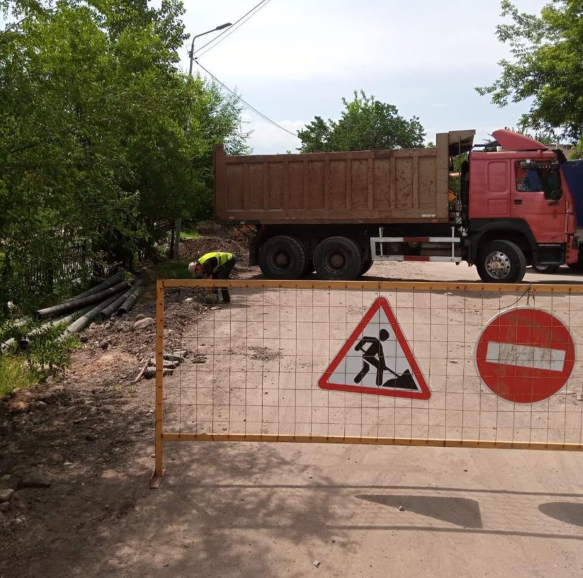 В Жетысуском районе Алматы обновляют более 8 км водопроводных и канализационных сетей