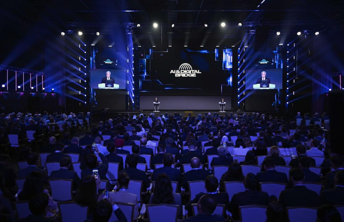 Опередили Google и Индию: итоги AI & Digital Bridge 2026