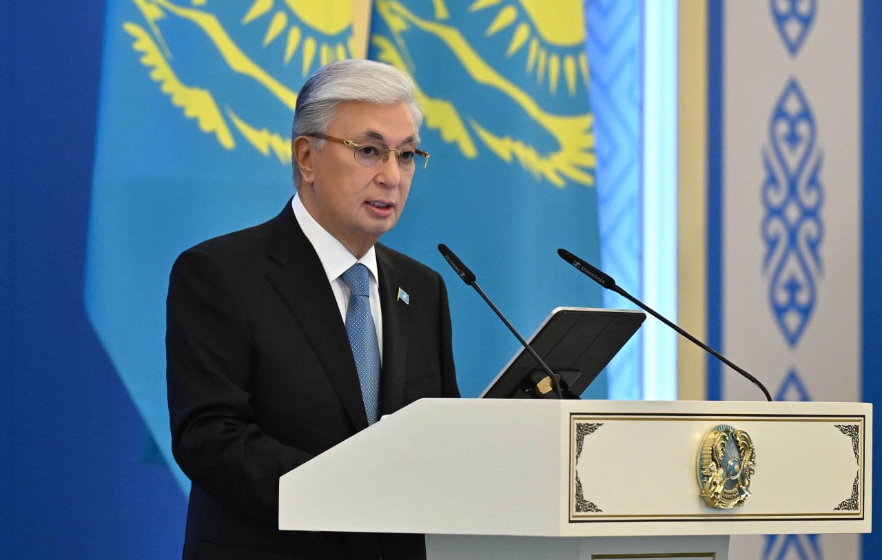 Касым-Жомарт Токаев отметил вклад Абдрашита Доспанова в развитие металлургической отрасли